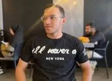 روزنامه جمهوری اسلامی: خودسوزی جوان اهوازی، دستمایه دعواهای جناحی استان شد/ مخالفان شهردار،تندروها هستند