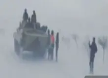  استفاده از تانک ارتش برای کمک به مردم که در کولاک شدید در گردنه اسدآباد/FILM