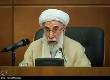 ناظران ما نظارت می کنند که کسی از سیاست های رهبری تخطی نکند