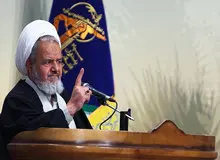 پیامبر و امام کاظم وقوع انقلاب اسلامی و رهبری امام خمینی را پیش بینی کرده بودند/ انتخاب ولی فقیه از سوی خداوند انجام می شود