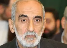 حسین شریعتمداری: اسماعیل بخشی عضو یکی از گروهک‌های وابسته به تروریست‌های «کومله» است/ آیا نباید  تحت تعقیب قرار بگیرد؟