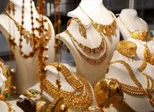 اتحادیه طلا و جواهر تهران: کاهش ٢٠ تا ۴٠ درصدی تقاضا برای خرید طلا/ عروس و دامادها نقره و بدلیجات می‌خرند