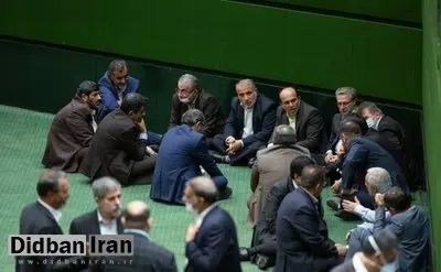 نادر قاضی پور: مجلس توپ را زمین رئیسی می اندازد / نامزدی که با رای کمتر از یک بیستم واجدان شرایط رای به مجلس رفته، نماینده مردم نیست