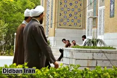 کیهان: روحانیون می‌توانند درآمد چند برابری داشته باشند اما از روی تکلیف زندگی سخت طلبگی را پذیرفته‌‌اند