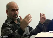 فرشاد مومنی: کاری کرده اند که کسی جرات نمی کند بگوید شهید مطهری درباره اهمیت معیشت مردم چه گفته/ در جریان شوک نرخ ارز تمایل به مهاجرت دانشجوها بیش از ۲برابر شد/ کدام نفوذی به این اندازه جوان های تحصیل کرده را میتواند سرخورده کند؟ 