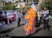 پرچم آمریکا برای آتش زدن ۴۰ هزارتومان/ عکــس
