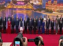 «عراقچی» درباره غیبت «پزشکیان» در عکس یادگاری سران شانگهای: ایران بر اساس قوانین، فرهنگ و ارزش‌های شرع مقدس اسلامی پروتکل‌های خاص خود را برای شرکت در ضیافت‌ها دارد