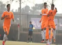 بادران تهران موقتا صدرنشین شد