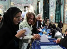 تصویب جزئیات «استانی» و «تناسبی» شدن انتخابات مجلس: تعداد کرسی‌های فهرست‌های احزاب، جبهه‌ها و نامزد‌های مستقل بر اساس درصد آرای آن‌ها مشخص می‌شود / نامزد‌ها حداقل باید ۱۵ درصد آرای کل را به دست آورند / آرای هر نامزد، جمع آرای فردی او با فهرست انتخاباتی او