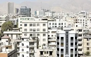 افزایش ۱۱ برابری قیمت دلاری مسکن/ ۵ هزار دلار برای خرید خانه در مرکز تهران/خرید یک واحد ۱۰۰ متری به ۱۷۷ سال پس‌انداز نیاز دارد