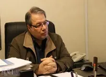 امیر محبیان: حکومت سربه‌سر مردم نگذارد
