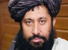 رئیس بانک مرکزی افغانستان فقط سواد خواندن و نوشتن به زبان پشتون را بلد است! 