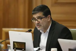 بحران نظافت تهران در پی اخراج اتباع غیرمجاز/ قائمی، عضو شورای شهر: شهردار پایتخت در پی کارهای سیاسی است/ زاکانی به دنبال خودنمایی است