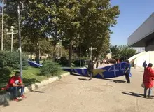 دستگیری دختران مردنما در ورزشگاه آزادی قبل از شروع دربی 88