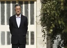 چرا همه متقاضی ایستادن در صف دلار دولتی هستند؟
