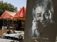 اسماعیل شنگله در همسایگی حمید سمندریان به خاک سپرده شد