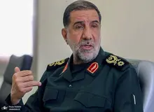 سردار کوثری: رضا پهلوی، جوجه است و فقط هیکل گنده کرده/ پهلوی بلد نیست حرف بزند