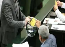 یوسفیان ملا: نمایندگان مجلس طرح شفافیت آرا را تصویب نمی‌کنند چون نگرانند دیگر رای نیاورند

