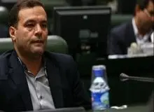 نماینده مجلس: در تمام هیات مدیره شرکت‌های وزارت کار حتی یک کارگر حضور ندارد/ یعنی در ۵۵۰ شرکت تامین اجتماعی، یک کارگر هم مستحق حضور در هیات مدیره نیست؟