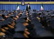 رهبرانقلاب: چرا از اوباما متشکرباشیم، بخاطر تحریم؟/ترامپ می‌گوید از من بترسید،نه!مردم پاسخش را می‌دهند