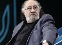 انتقاد عجیب داریوش ارجمند از مجری‌های تلویزیون/ شلواری می‌پوشند که پدربزرگ من توی رختخواب می‌پوشید!