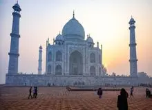 کرونا «تاج‌محل» را تعطیل کرد
