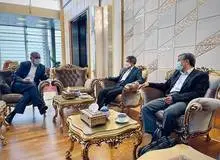 یک نماینده مجلس و هفت همراه احمدی نژاد را در سفر به امارات دنبال می کنند/ علیرضابیگی: این سفر کاملاً شخصی اما با پاسپورت سیاسی صورت گرفته است