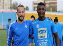 رقم عجیب دریافتی" الحاجی کرو و نیومایر" از "استقلال" افشا شد/ هر دقیقه 16 میلیون تومان!
