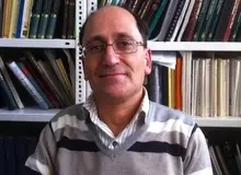 آخانی، کارشناس محیط‌زیست: شهرها توانایی جذب آلاینده ها را از دست داده اند/ تحریم‌ها مانع ورود خودروهای برقی و توسعه مترو شده است