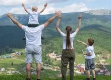 تعداد تعطیلات رسمی در ایران به کدام کشور عضو اتحادیه اروپا نزدیک‌تر است؟