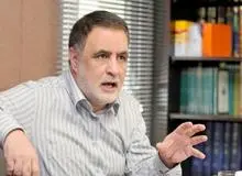 روزنامه نگار اصولگرا: حملات اخیر به ظریف، مشکوک است
