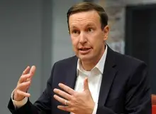 سناتور کریس مورفی: دیپلمات های دولت رییسی تقریبا تمام اجماعی که دولت پیشین ایران در بهار حاصل آورده بود را معکوس کرده / ایران به داشتن سلاح هسته‌ای نزدیک‌تر شود، عربستان و ترکیه نیز توسعه سلاح هسته‌ای را در نظر می‌گیرند 