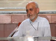 کاظم اکرمی: دولتی‌ها در حالی «جراحی اقتصادی» را در دستور کار داده‌اند که در بدنه دولت جراح کاربلدی نداریم / ریشه همه مشکلات در ندانم‌‌کاری‌ها است