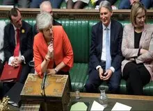 طرح جدید ترزا می تصویب شد؛ خروج لندن به تعوق افتاد