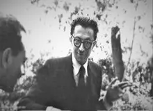 برادرزاده صادق هدایت: مرا با دروغ کشاندند توی برنامه شبکه سه/ تمایلات جنسی هر شخصی به خودش ربط دارد و فضولیش به هیچ‎‌کس نیامده/ بهروز افخمی علاقه دارد همه را همجنس باز معرفی کند