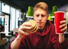 با این ۵ عادت غذایی بدنتان را نابود کنید!
