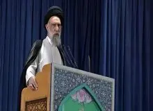 امام جمعه اصفهان: هیچ‌کس به اندازه رهبر انقلاب در این ۱۲ روز در برابر دشمنان نجنگید