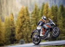 سن گواهینامه موتورسیکلت تغییر کرد