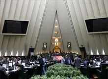 کدام یک از نمایندگان مجلس، بیشترین و کمترین مشارکت را در رای گیری های یک ماه اخیر  داشتند؟