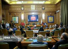 واکنش دو عضو شورای شهر به اظهارات «پرویز فتاح»/ میرلوحی: چرا تابه حال سخن از پس گرفتن املاک نبود/ نژادبهرام: 250 واحد مسکونی در اختیار اشخاص مختلف است که در دستور کار تخلیه قرار گرفته‌اند