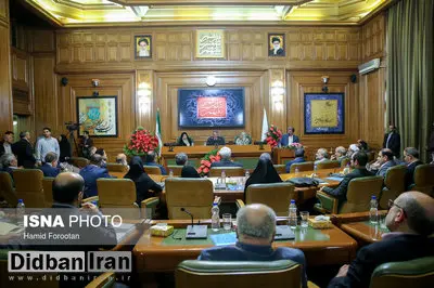 واکنش دو عضو شورای شهر به اظهارات «پرویز فتاح»/ میرلوحی: چرا تابه حال سخن از پس گرفتن املاک نبود/ نژادبهرام: 250 واحد مسکونی در اختیار اشخاص مختلف است که در دستور کار تخلیه قرار گرفتهاند