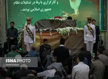 حضور روحانی و اعضای دولت در مراسم تشییع پیکر آیت الله هاشمی‌شاهرودی
