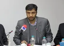 به ۴۰ میلیون ماسک در هفته نیاز داریم/ وزارت بهداشت طی این چند روز مجبور شد از بازار سیاه ماسک تهیه کند/ ۲۰ میلیون ماسکی که گم شده کجاست؟

