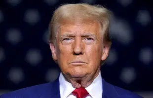 ترامپ: این نخستین بار است که ایران، در طول هزاران سال، در برابر کشورهای پیرامون خود در خاورمیانه شکست خورده است/ در حال بررسی هدف قرار دادن کامل و نابودی قطعی مناطقی و گروه‌هایی هستیم که تا این لحظه اصلاً در فهرست اهداف قرار نداشتند