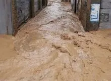 ادارات دولتی یزد به علت پیامدهای ناشی از سیل، فردا شنبه تعطیل شدند