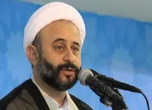 کنایه‌های نقویان به احمدی‌نژاد/  با یک عمامه، ریش و سجاده که کسی مسلمان نمی‌شود