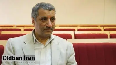 رجایی: بعد از مراسم طلاب این پلاکاردهای جنجالی به جای سابق خود برگشته است/ مراسم کاملا سازماندهی شده بود