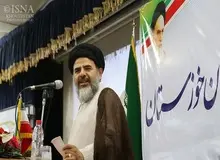 امام جمعه موقت اهواز: نقش زنان در توسعه جامعه، تنها حضور فیزیکی آنان نیست