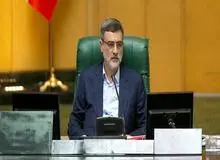  امیرحسین قاضی‌زاده هاشمی: می توانیم با تور ماهیگیری زیردریایی آمریکا را شکار کنیم