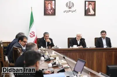 عارف: با توسعه تجارت انرژی، ایران به مرکز مبادلات منطقه‌ای تبدیل خواهد شد